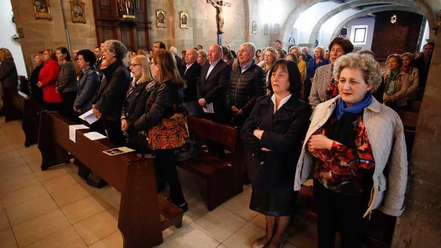 Las integrantes de la Adoración Nocturna celebran su 40.º aniversario