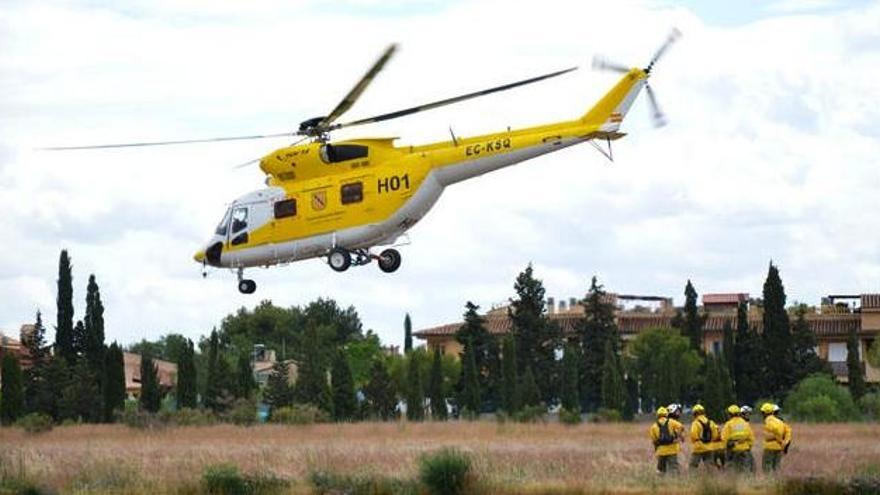 Am Flughafen Son Bonet wurden am Donnerstag (29.5.) die zur Verfügung stehenden Mittel zur Waldbrandbekämpfung vorgestellt.