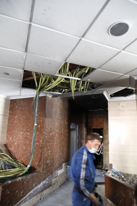 Vecinos afectados por el incendio del edificio La Estrella de Gijón