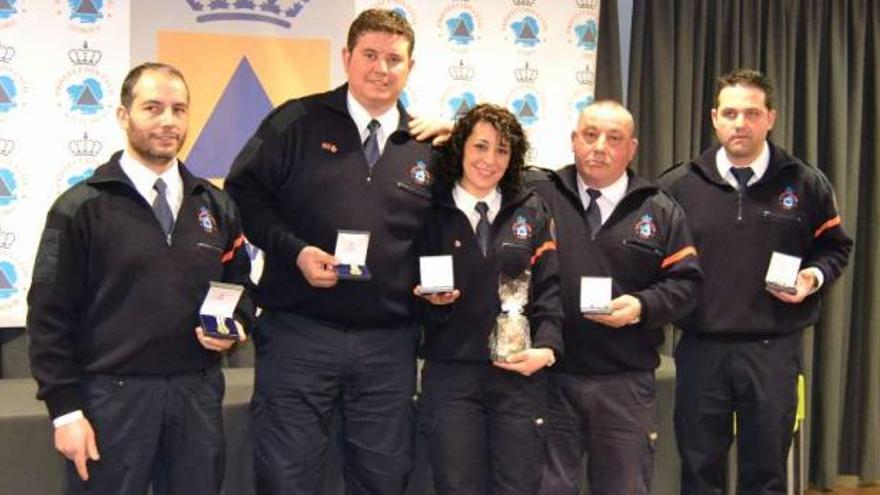 Medallas para  seis voluntarios de Protección Civil