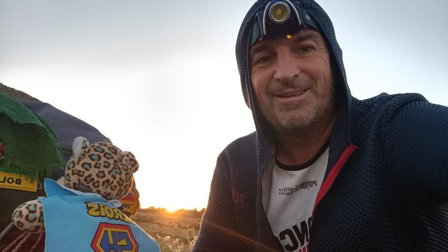El nou repte de Toni Guerrero: 800 km a peu per al càncer infantil