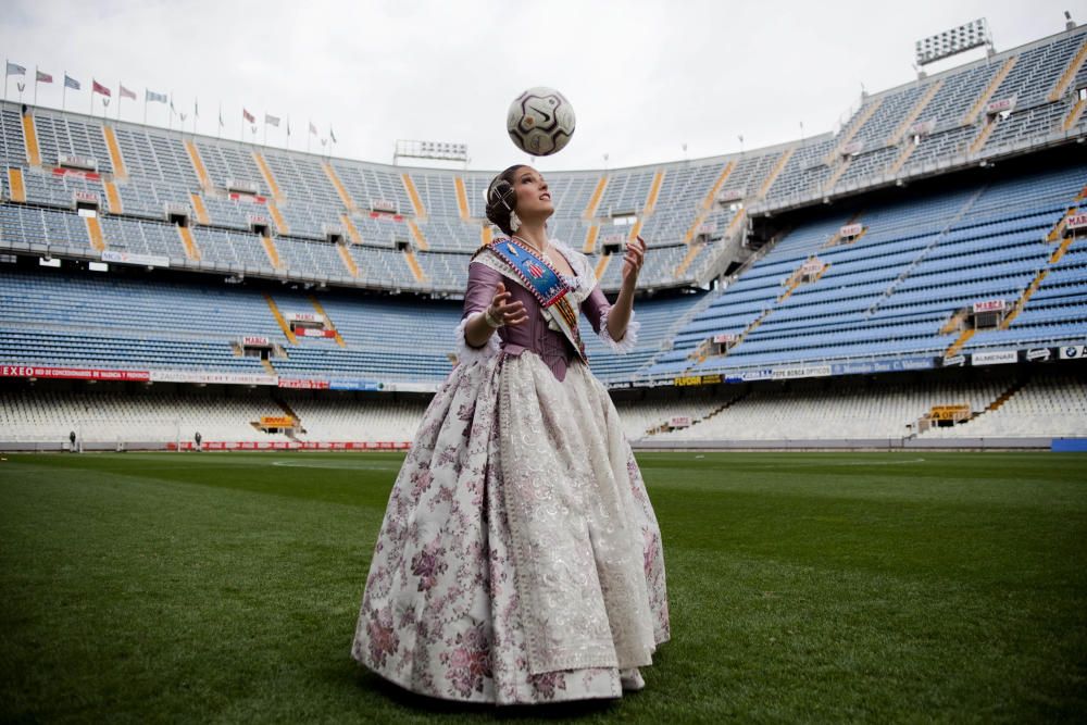 La foto de Paula Civera es de las que han pasado a la historia. Quiso rememorar sus tiempos de futbolista en Torre Levante. Hasta le ofrecimos que David Ferrer hiciera un "cameo" y recordáramos su participación en el libro de biografías de tenistas valencianos en el que ella intervino...