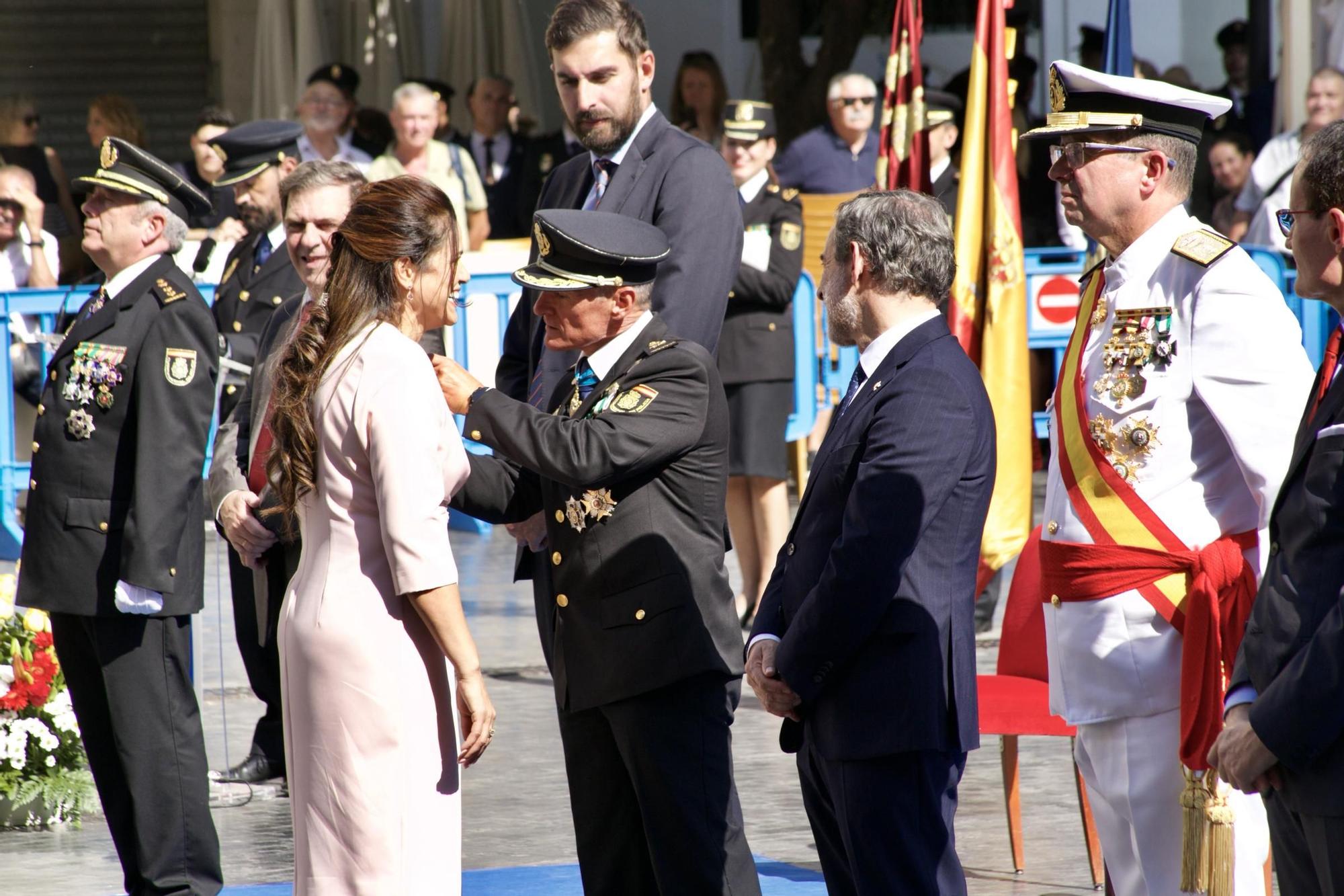 Las imágenes del acto de la Policía Nacional en Murcia por la Fiesta Nacional