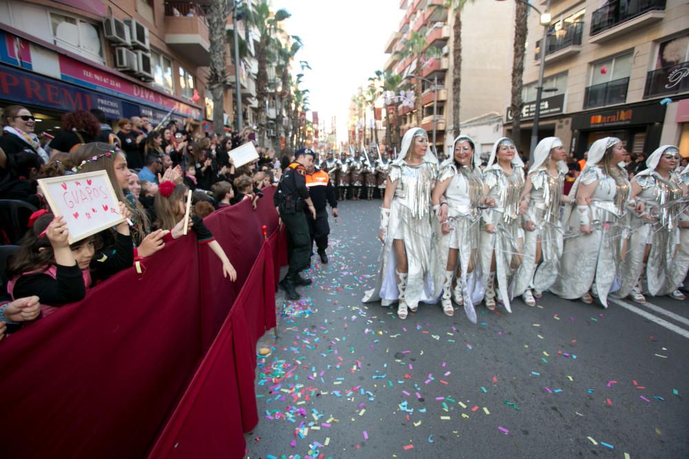 San Vicente celebra su entrada cristiana en las fiestas de Moros y Cristianos 2019