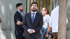 Archivo - El líder de Se Acabó La Fiesta (SALF) y eurodiputado, Luis Alvise Pérez, al salir de declarar en el Tribunal Supremo, a 11 de julio de 2025, en Madrid (España).