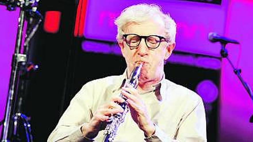 Woody Allen proclama que Barcelona es «la mejor ciudad del mundo» en su concierto en el Palau