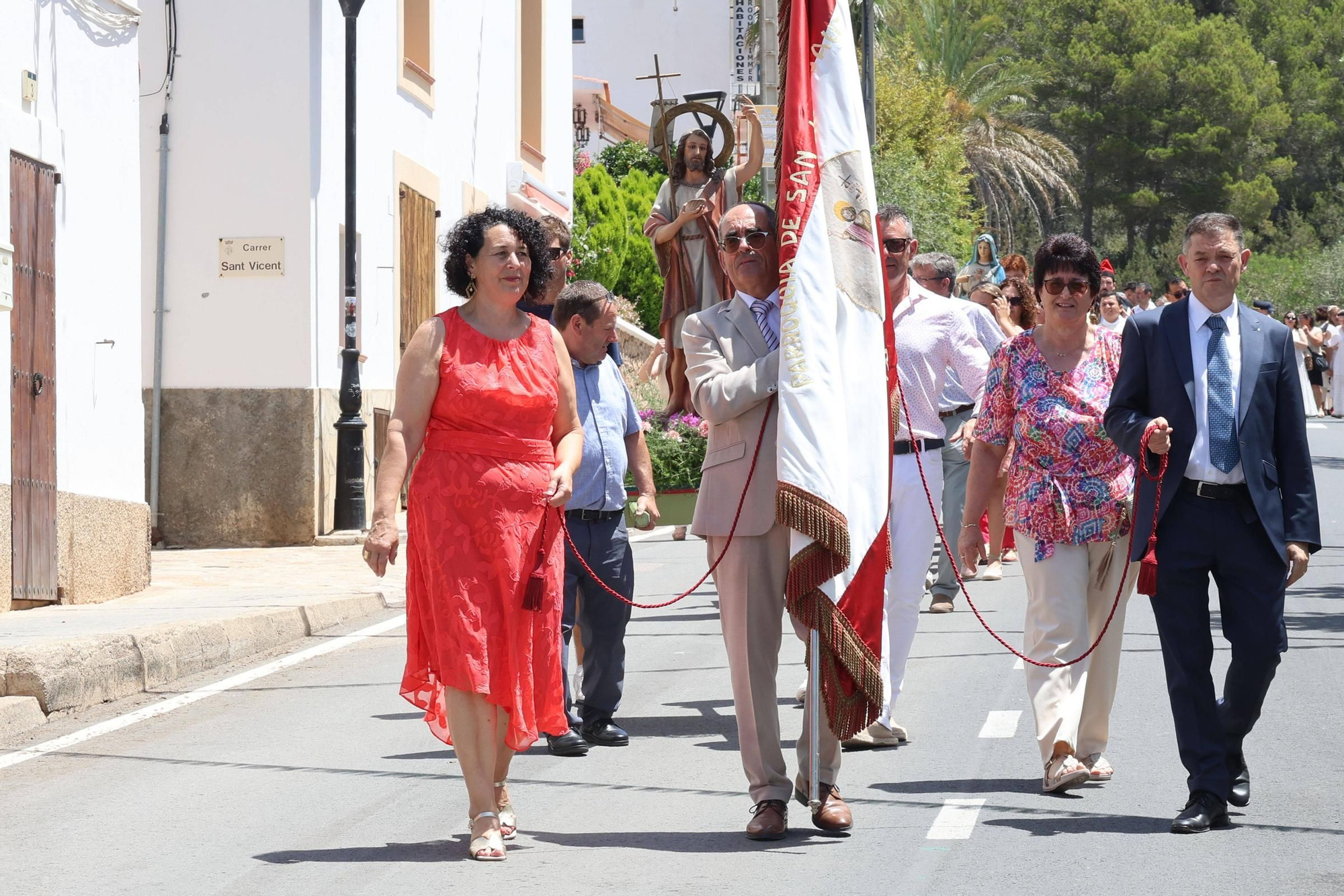 Mira aquí todas las fotos del día grande de las fiestas de Sant Joan