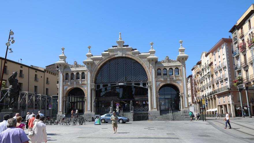 No irán a la cárcel pese a rodear a un policía y darle una paliza en Zaragoza