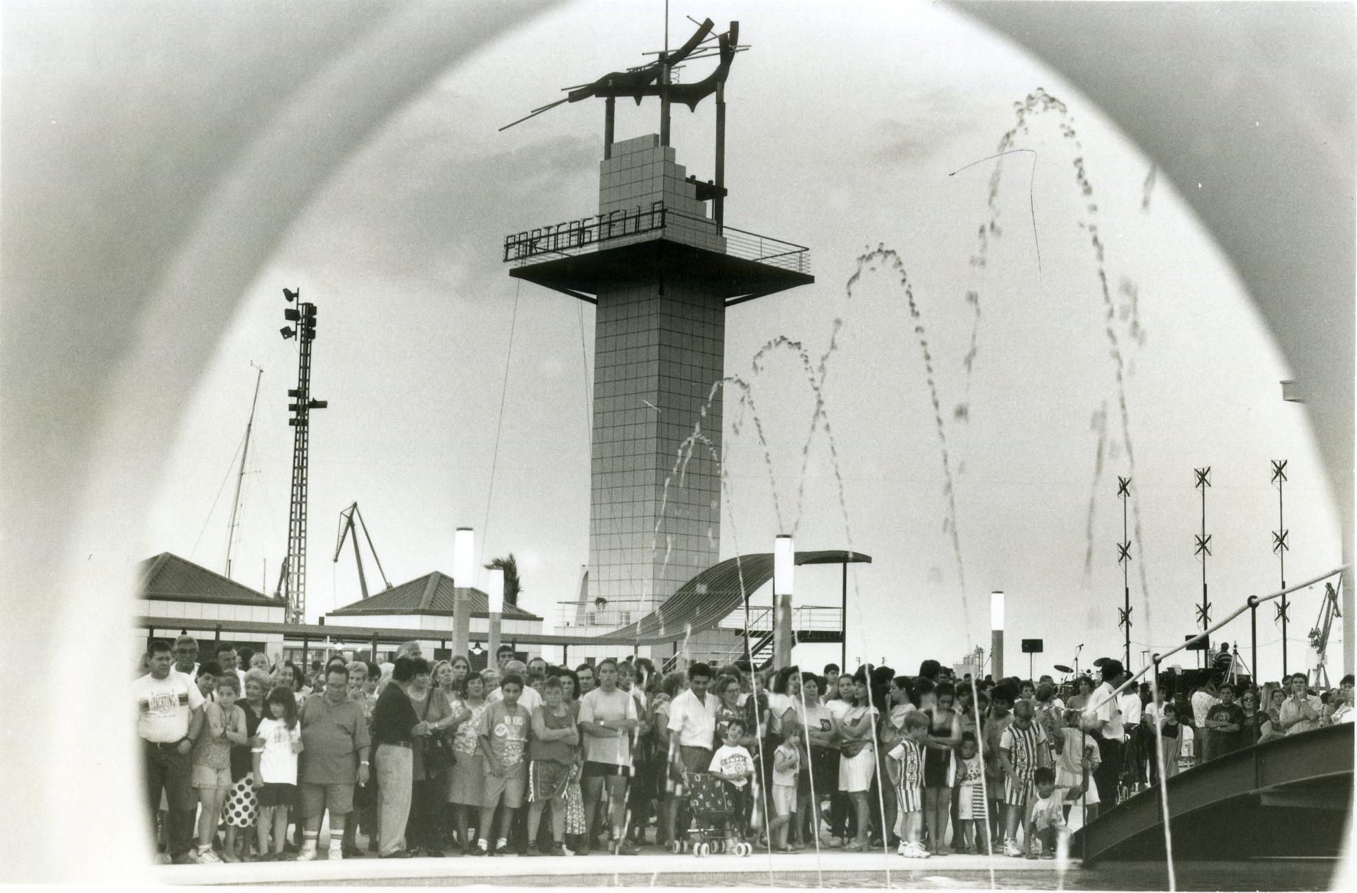 La Plaza del Mar cumple 30 años: así fue una obra que cambió el Grau de Castelló