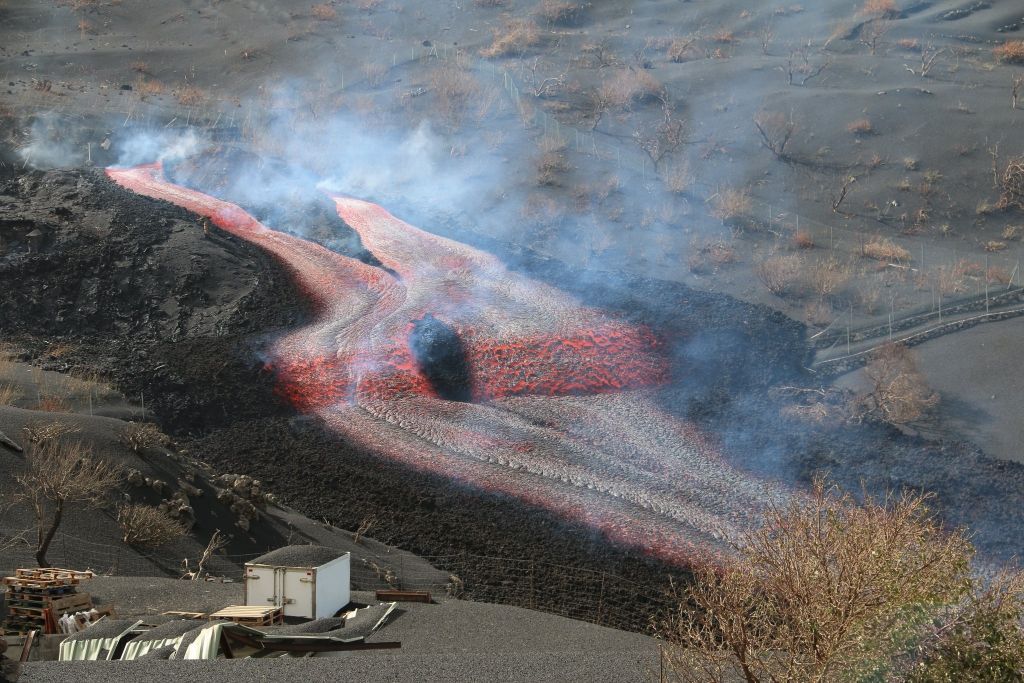 Tres meses de lava en La Palma: las imágenes más espectaculares del volcán