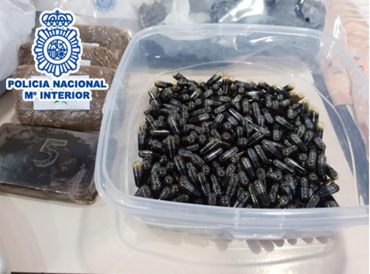 La Policía Nacional clausura el club cannábico de Benalúa y detiene a seis personas