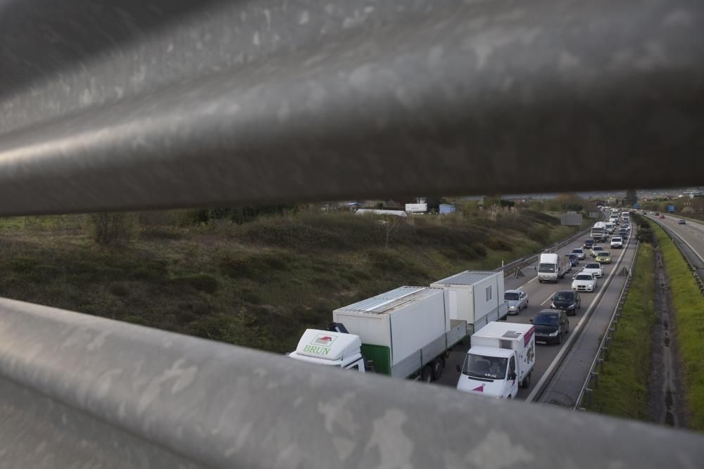 Retenciones en la "Y" por obras en un carril