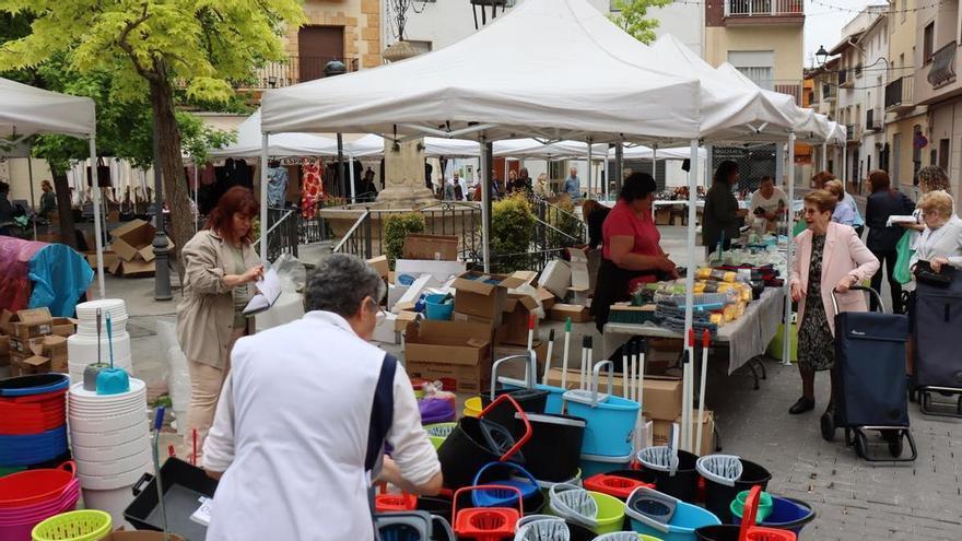 El mercadillo solidario de Benigànim recauda 11.200 euros para programas solidarios en Mozambique