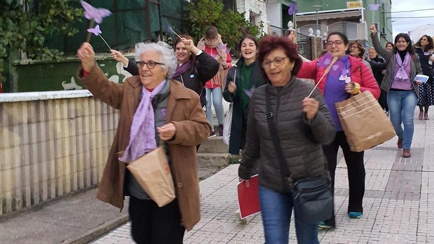 Cerro de Reyes rinde homenaje a sus mujeres