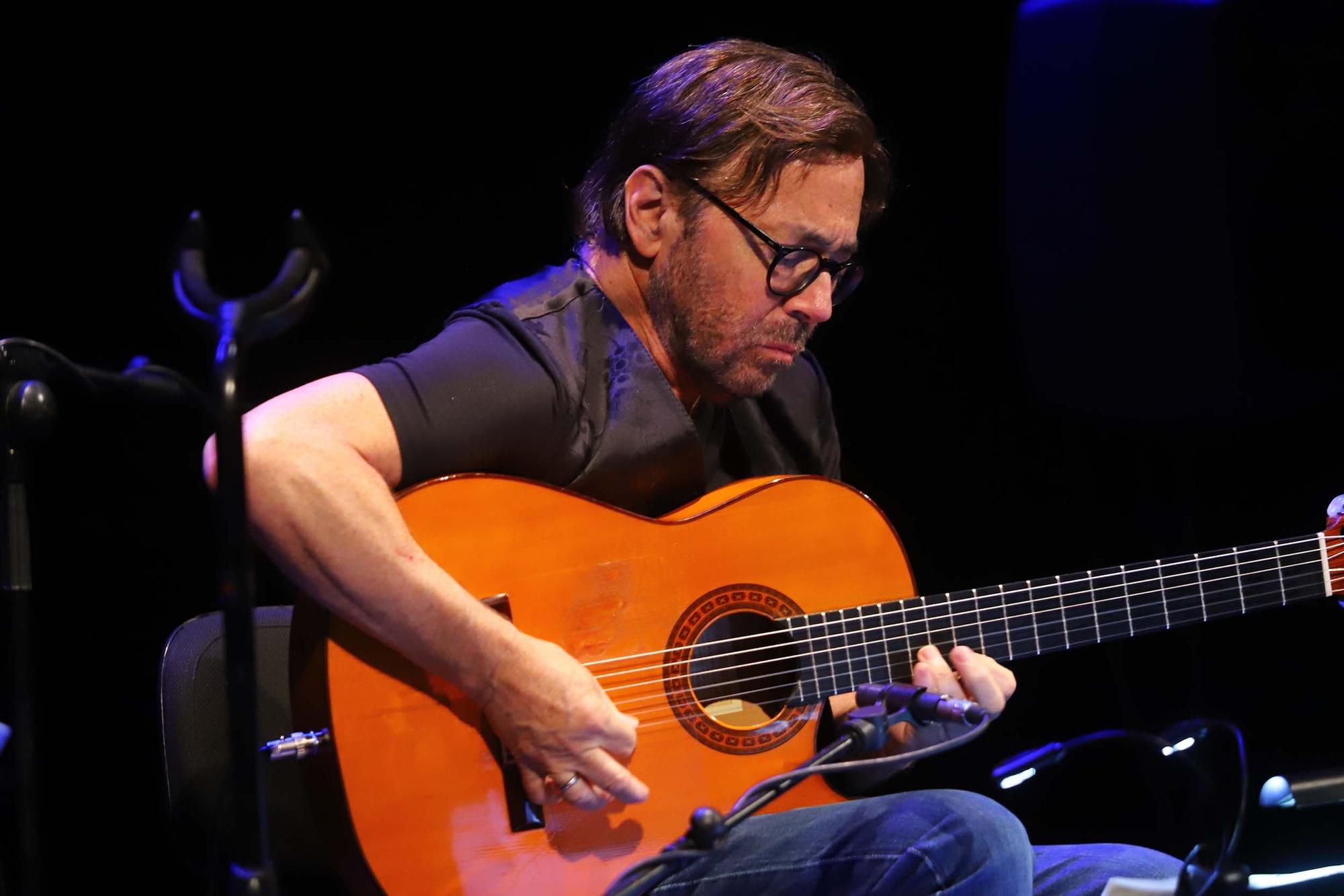 Al Di Meola cierra la 41 edición del Festival de la Guitarra de Córdoba