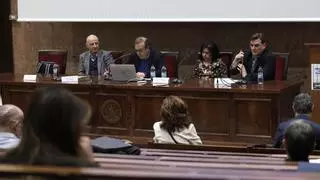 Ponencia en Zaragoza: "Una persona en su sano juicio no debería adaptarse bien a la cárcel"