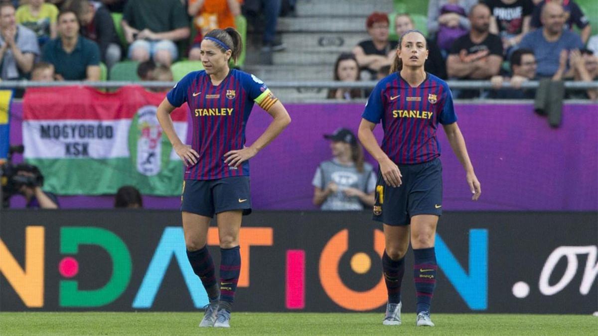 Vicky Losada y Alexia Putellas durante la final de Budapest ante el Lyon