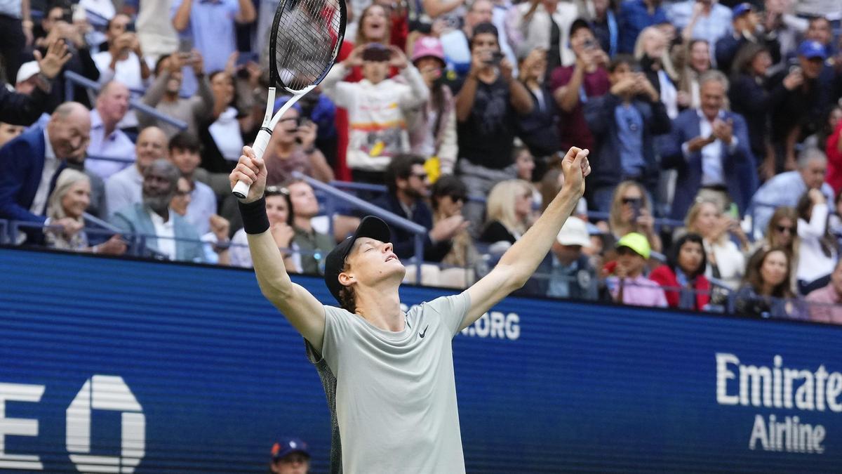 Sinner celebra su triunfo en el US Open.