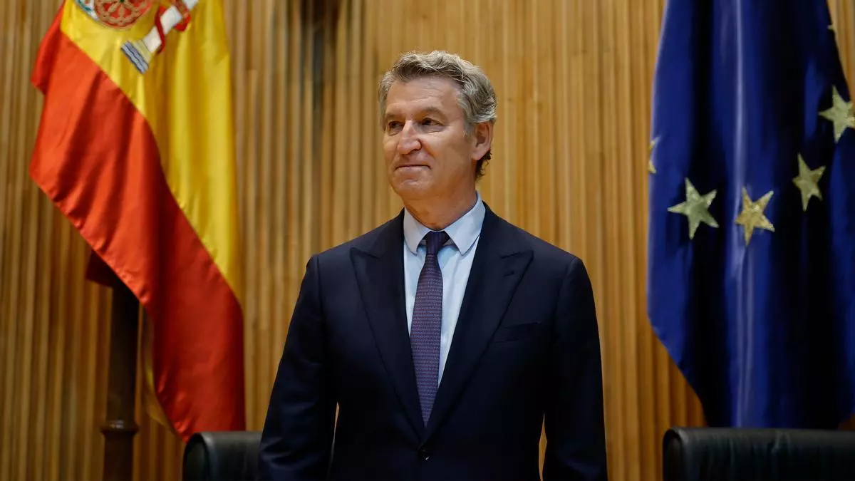 Feijóo dice que la regularización de inmigrantes es "inhumana", "injusta" e "insegura"