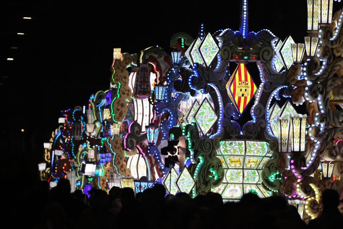 Galería: La Encesa de les Gaiates ilumina Castelló