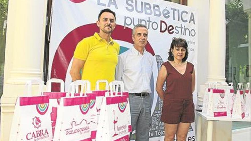 La Subbética promociona sus 14 pueblos a través de 30.000 bolsas