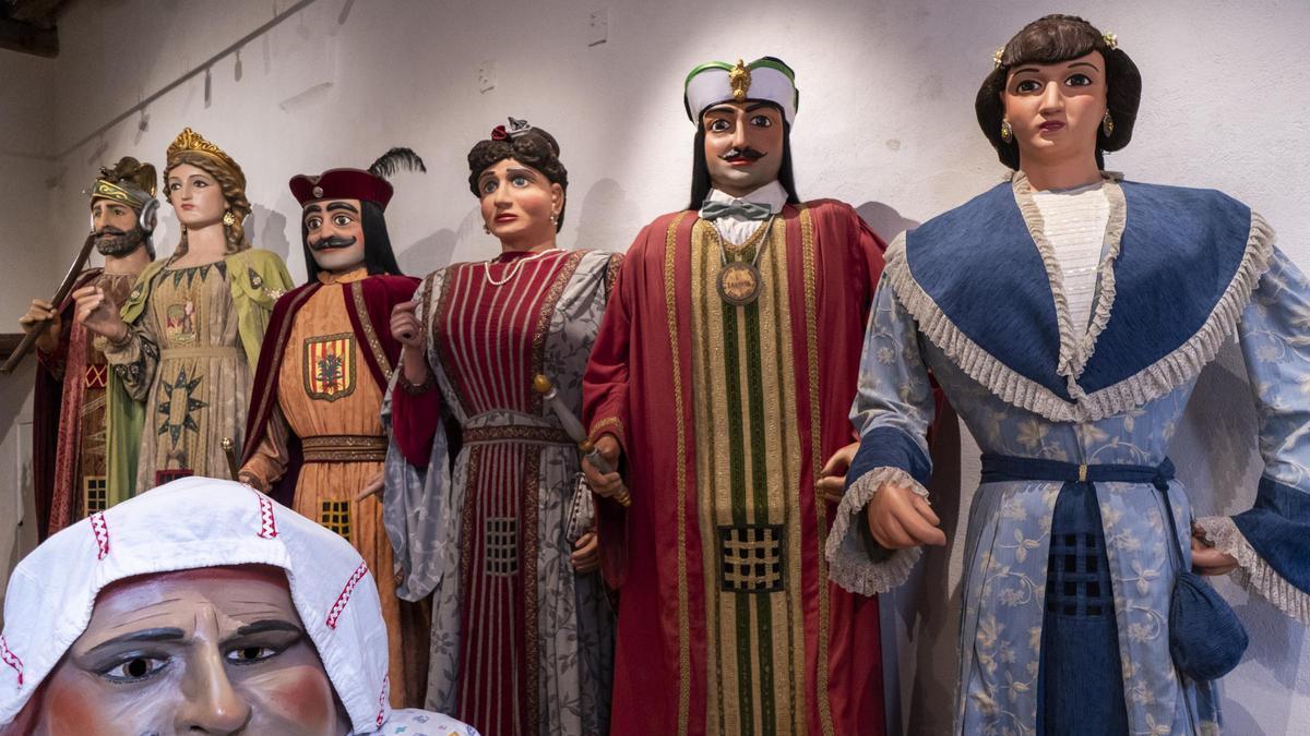 Algunes d eles figures exposades a la Casa dels Gegants de Cardona