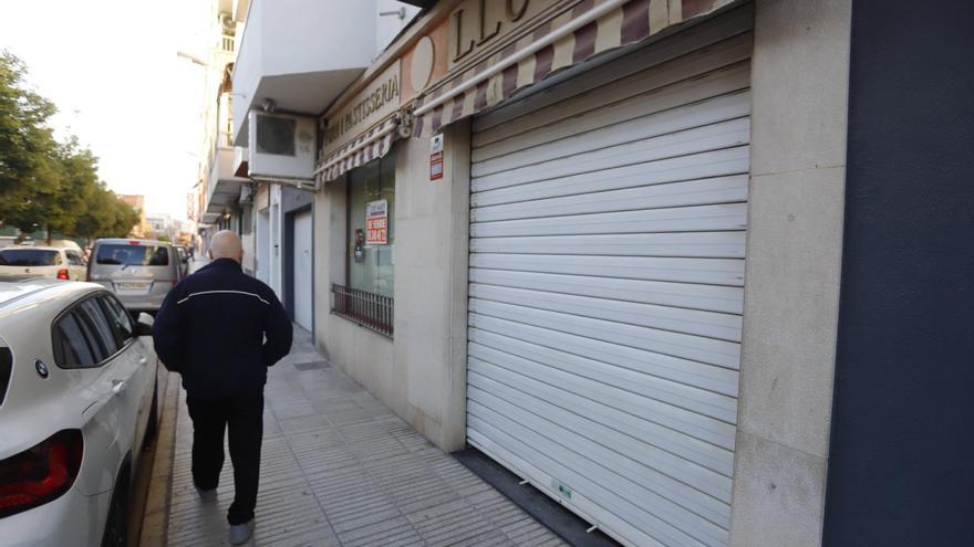 La crisis del horno tradicional reduce las panaderías de Alzira a mínimos históricos