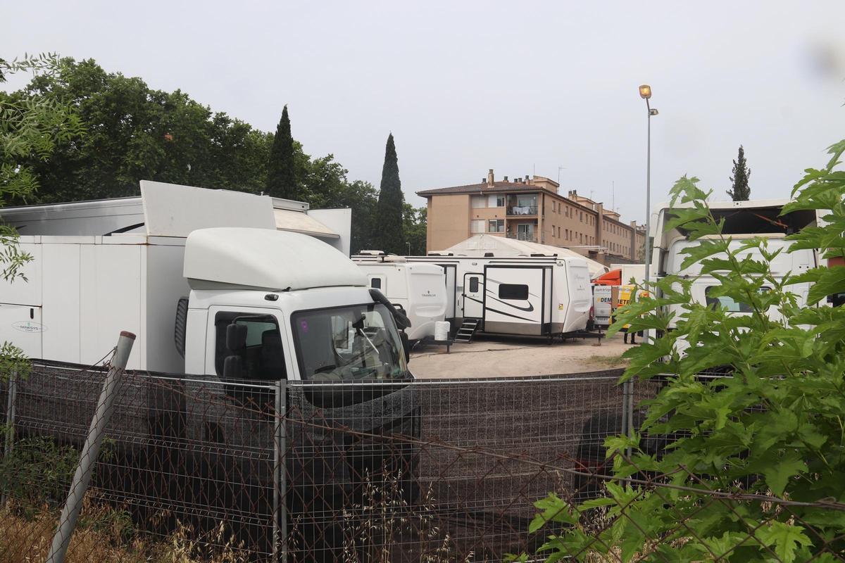 Les imatges dels preparatius per al rodatge de la sèrie 'Tomb Raider' a Girona Les imatges dels preparatius per al rodatge de la sèrie 'Tomb Raider' a Girona