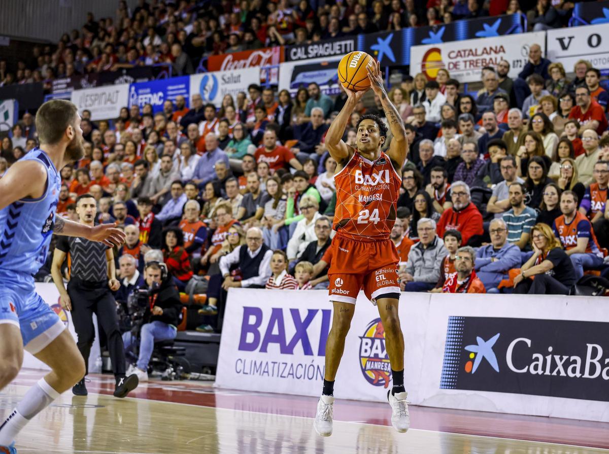 Eli Brooks ha pogut jugar poc, fins ara, amb el Baxi Manresa