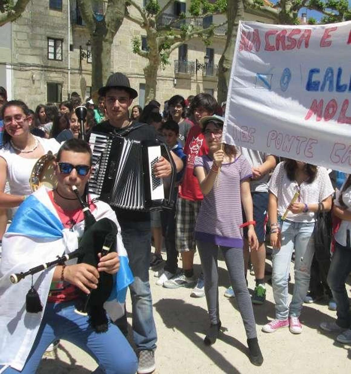 Un día para festexar a lingua dos galegos