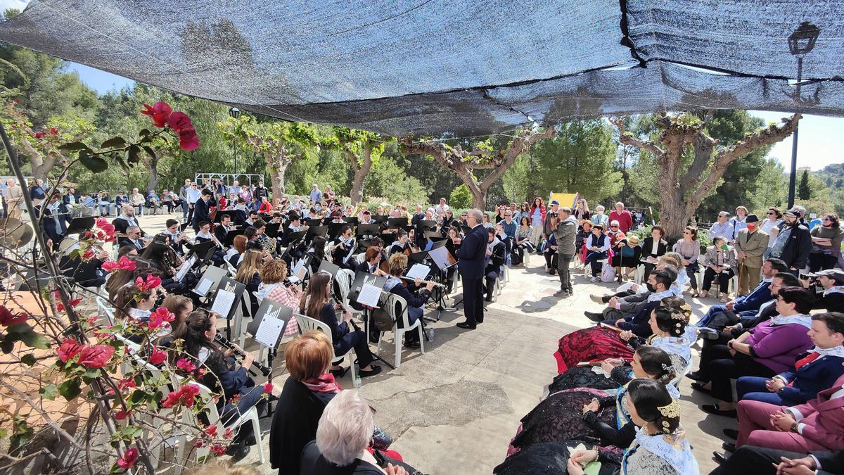 Concurrido con concierto por el día de Sant Vicent, en l&#039;Alcora.