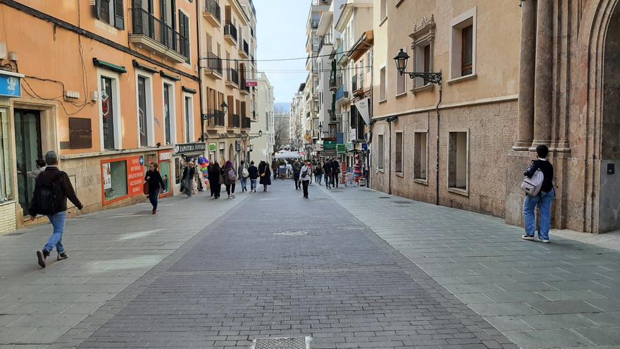 La calle dels Oms estará  en obras nueve semanas a partir del próximo lunes