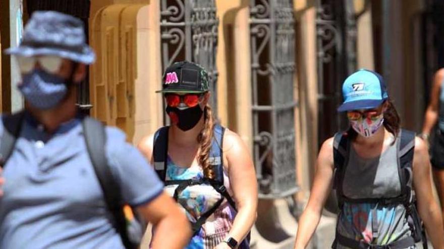 Málaga roza ya los 580 contagios semanales de finales de marzo