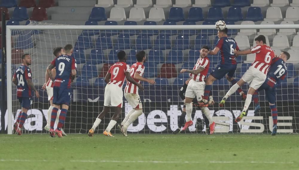 Las mejores imágenes del Levante - Athletic