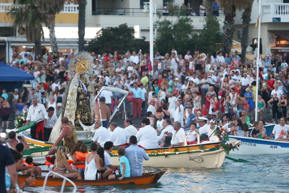 Pedregalejo, volcado con la procesión de la Estrella de los Mares.