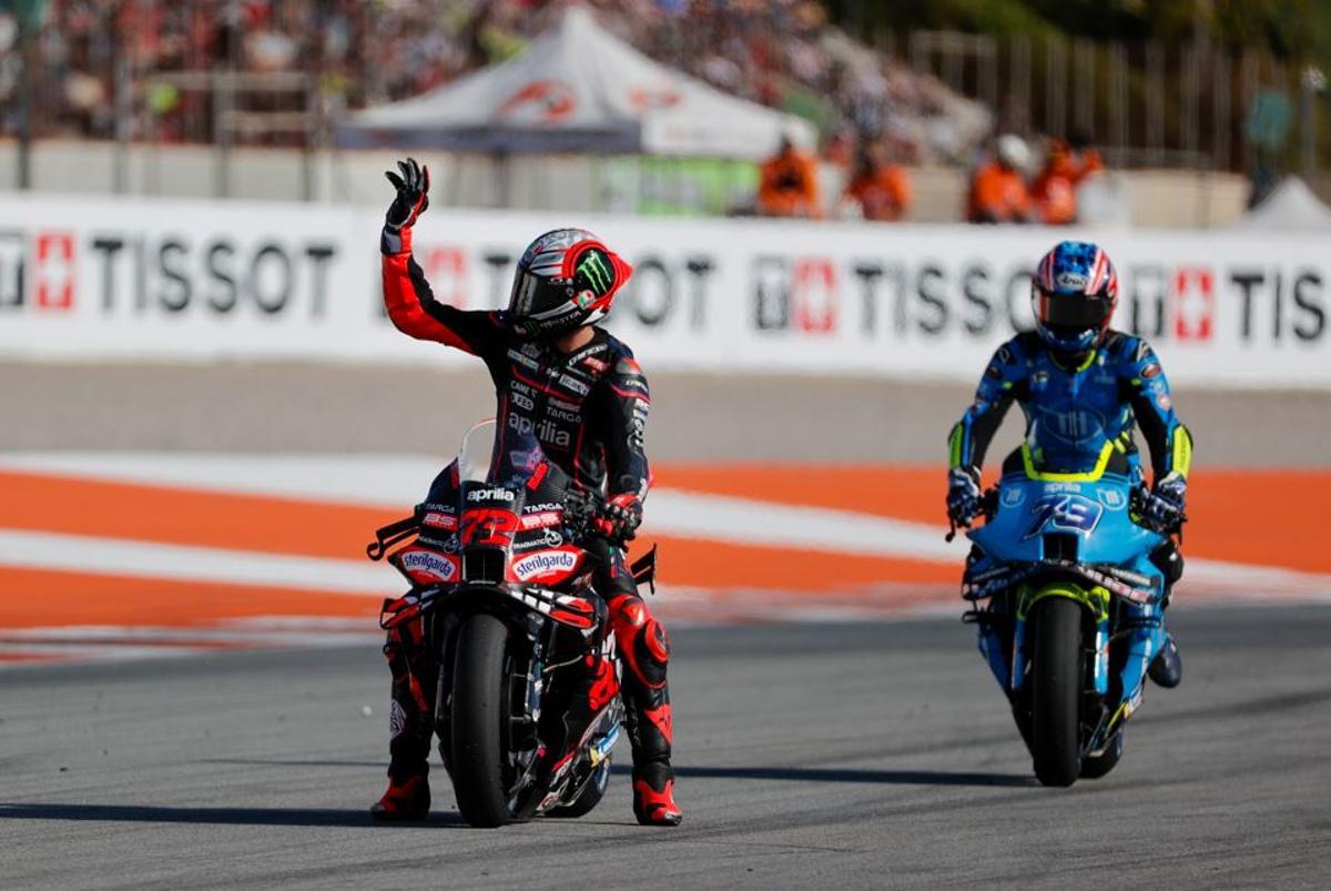 Bezzecchi celebra la 'pole'