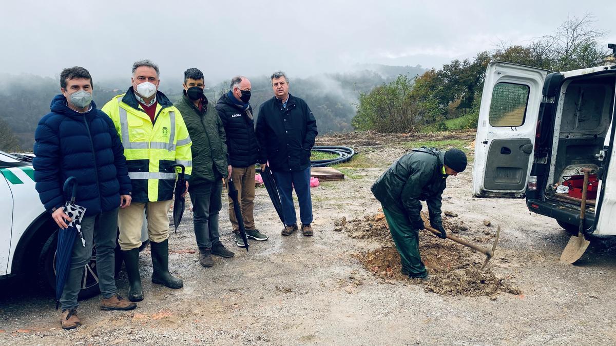 Visita municipal a la zona donde se realizarán los trabajos.