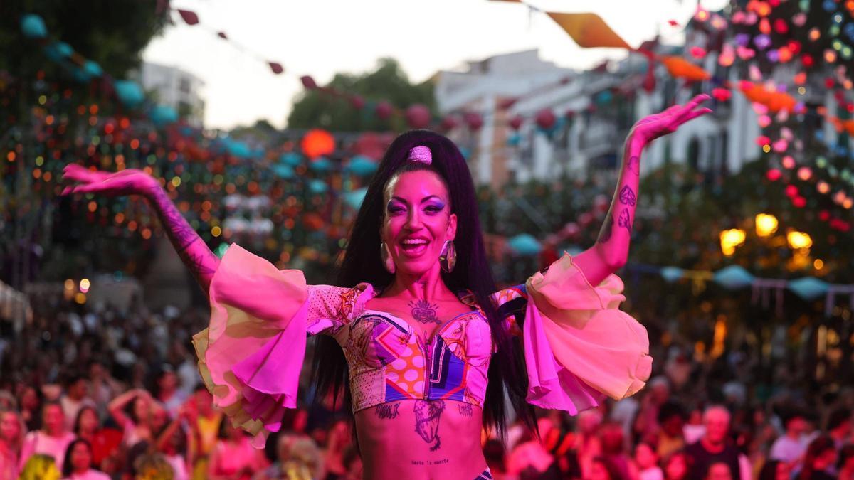 Todas las imágenes de la celebración del Flower Power de las Festes de la Terra