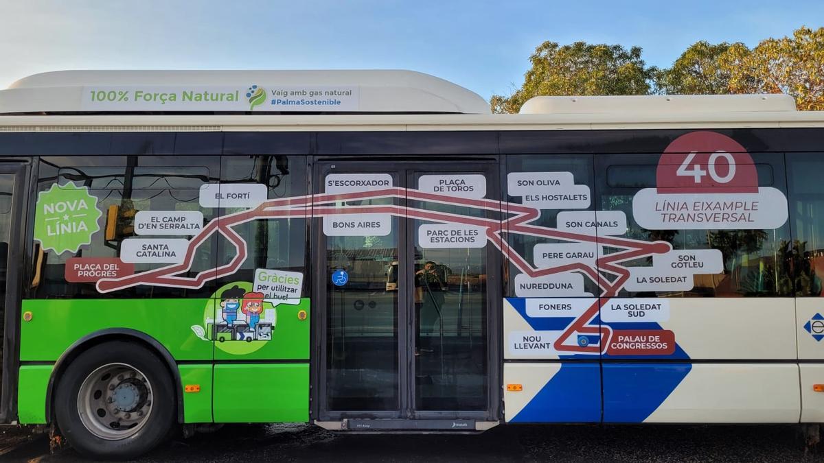 La nueva línea de bus une barrios del Eixample sin pasar por plaza España.