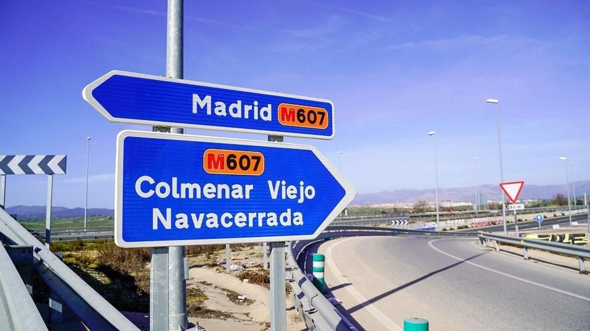 Acceso a la M-607, carretera que se enlazará con la M-609 a la altura de Colmenar Viejo a través de un nuevo ramal a partir de 2026.