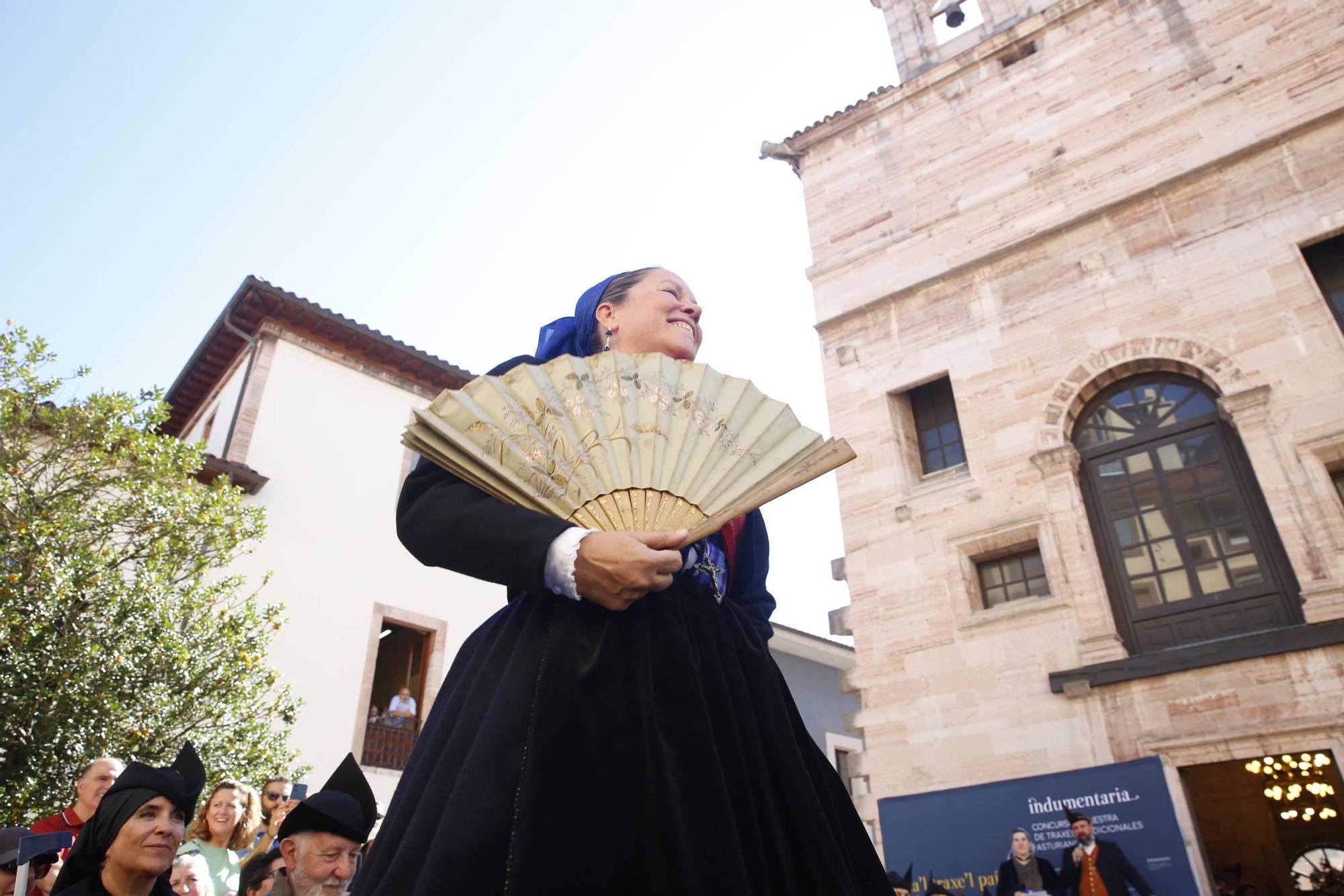 En imágenes: así ha sido el Día'l Traxe'l País en Grado
