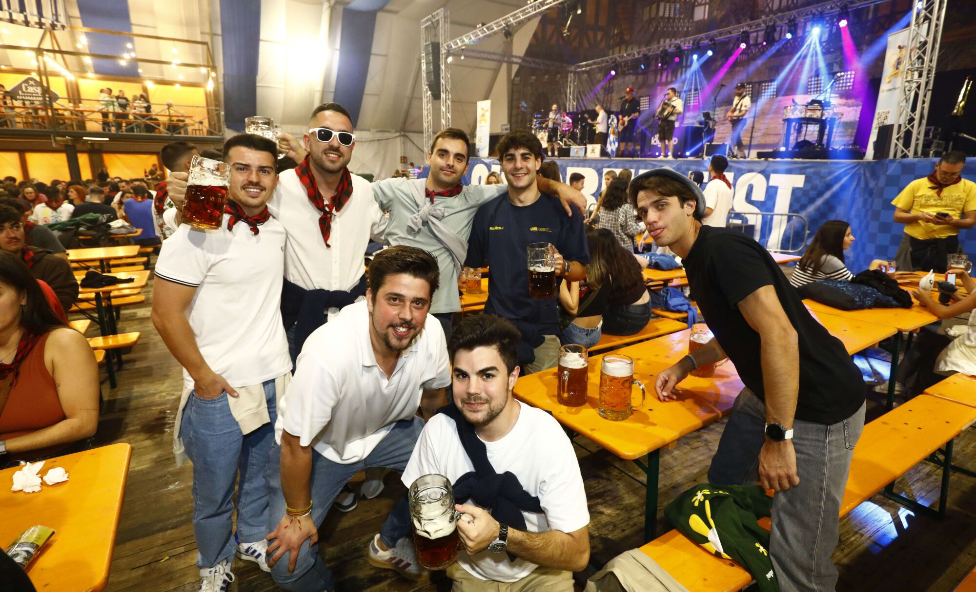 FIESTAS DEL PILAR V2025, OKTOBERFEST FIESTA DE LA CERVEZA EN EL RECINTO FERIAL DE VALDESPARTERA