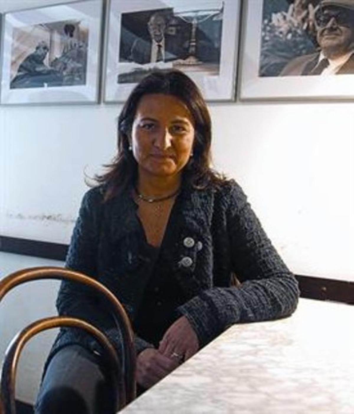 Carolina Solé 8 L’escriptora, a l’Ateneu Barcelonès. Carolina Solé 8 L’escriptora, a l’Ateneu Barcelonès.