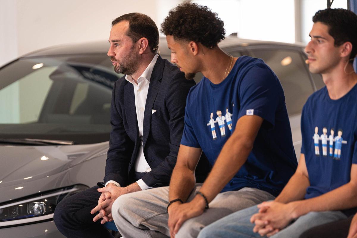 Presentación de Víctor Moreno, Neal Viereck y Grant-Leon Ranos, jugadores del CD Tenerife