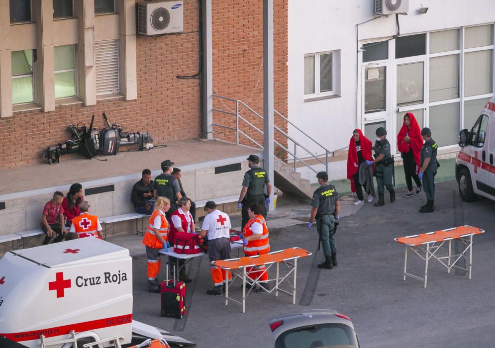 Llegan varias pateras a las costas de Alicante