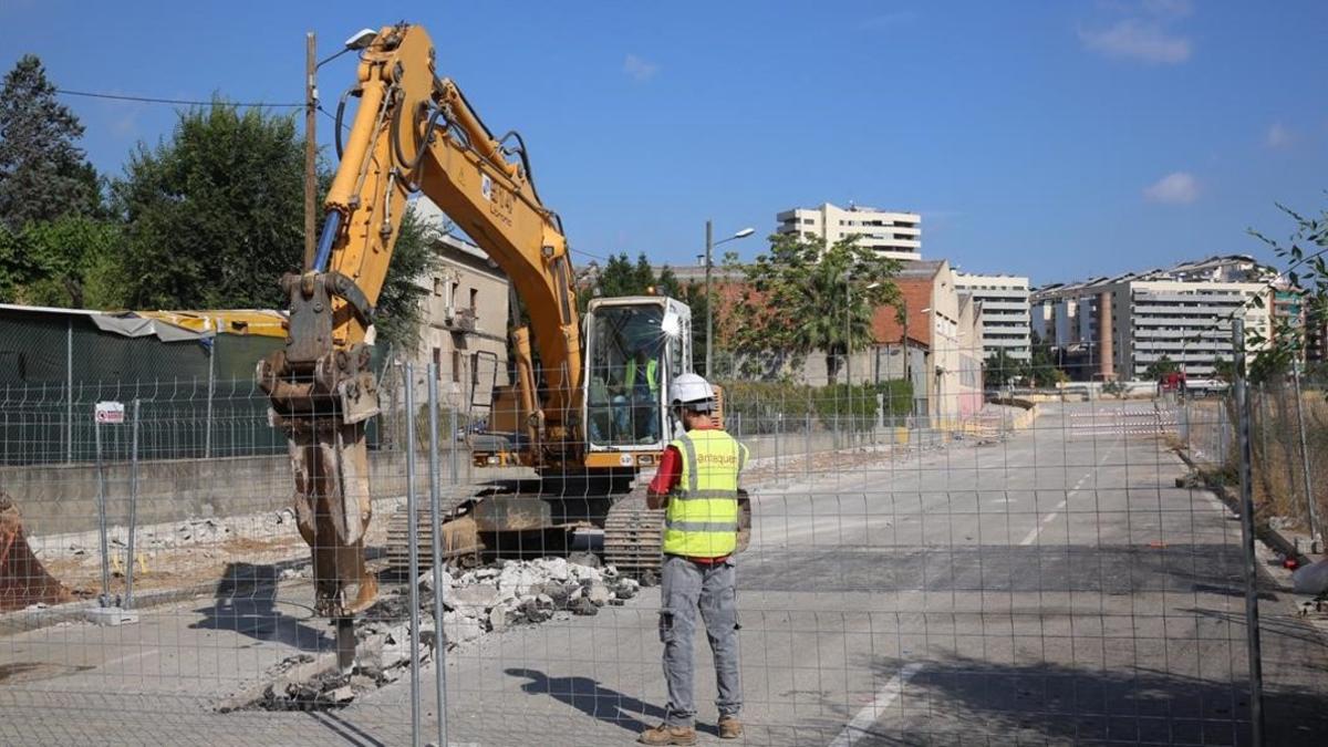 Obras en la rambla Prim con Santander.