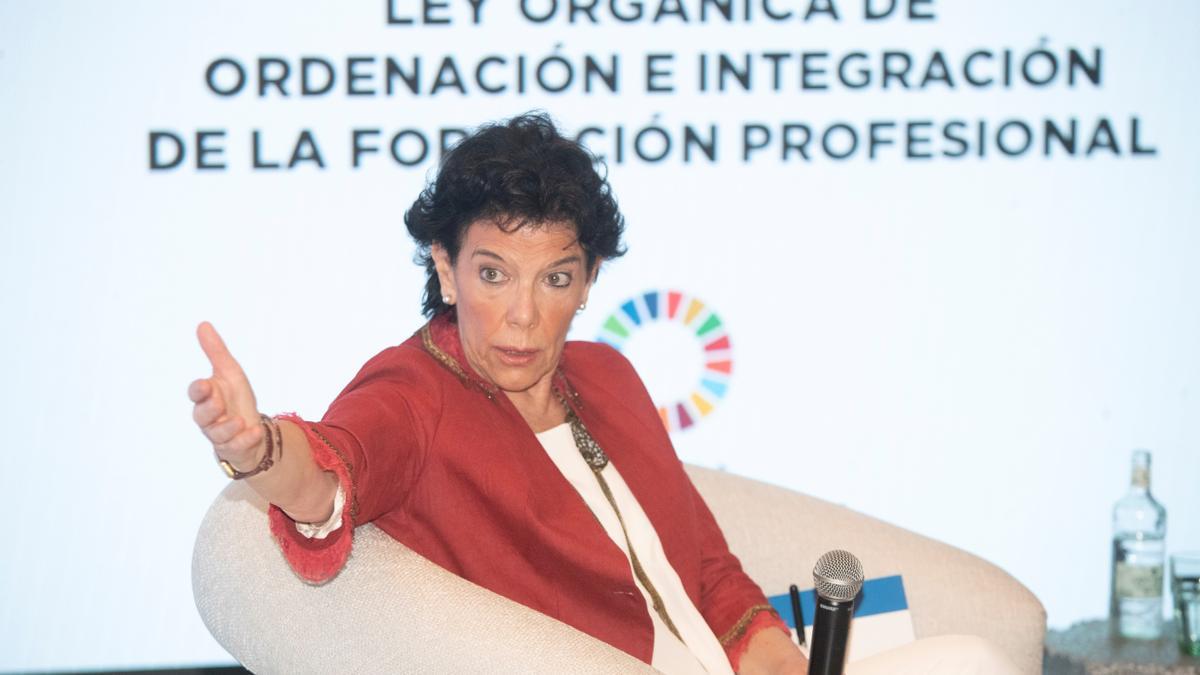 Isabel Celaá, impulsora de la ley educativa que el PP quiere frenar.