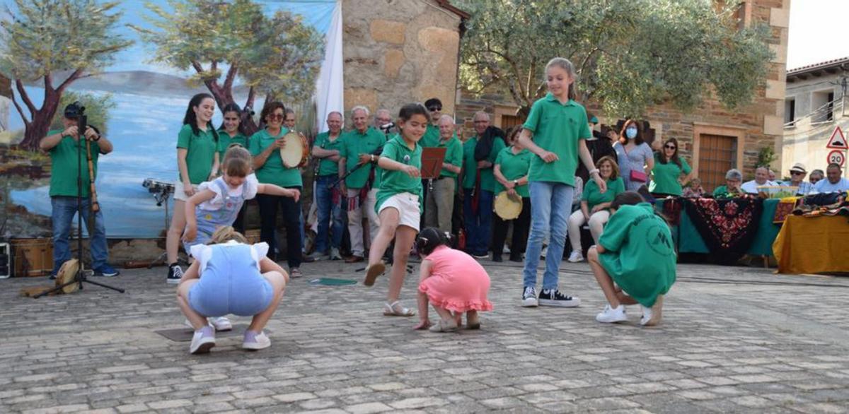 Aulas de Música de Aliste y Tras os Montes, 34 años cuidando el folclore