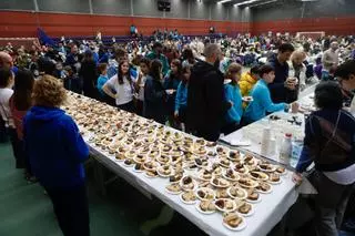 Los Jesuitas de Gijón celebran su merienda solidaria dentro de la Semana Ignaciana (en imágenes)