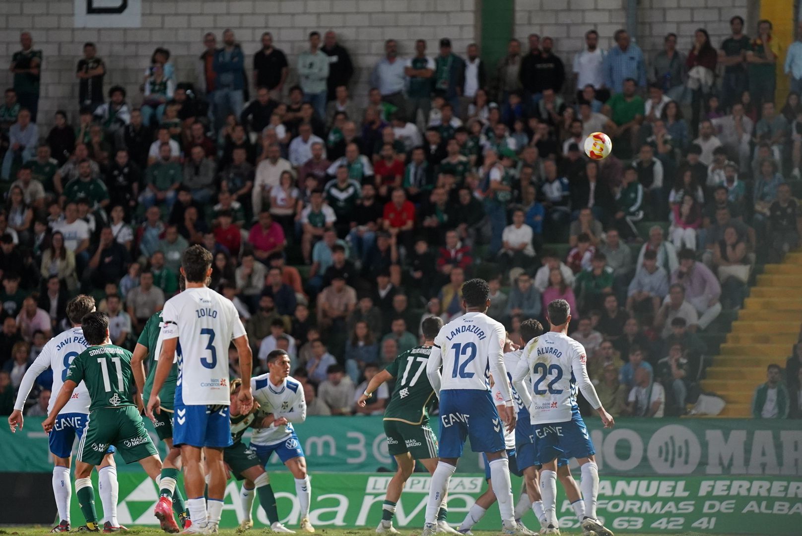 Las imágenes del Cacereño-Tenerife